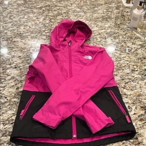 The North Face Kids Fuchsia and Black Raincoat size 14/16 XL